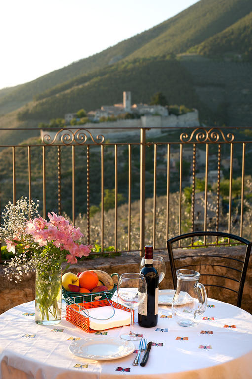 B&B Le Torrette Campello sul Clitunno Exterior photo